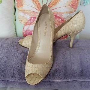 Enzo Angiolini ivory heels